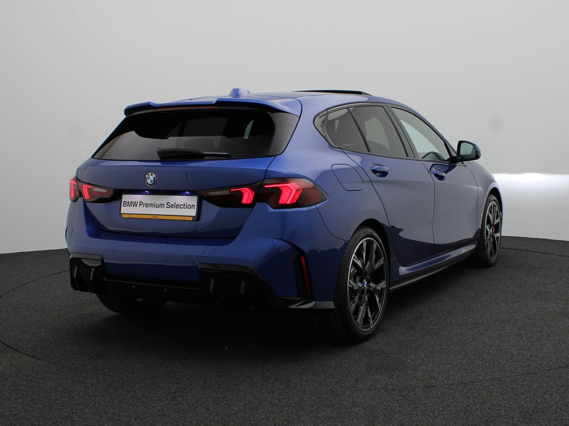 BMW 1 Serie 120 M Sportpakket Pro | Premium Pack | Stuurwiel, Auto's, BMW, Met garantie (alle), Blauw, Origineel Nederlands, Bedrijf