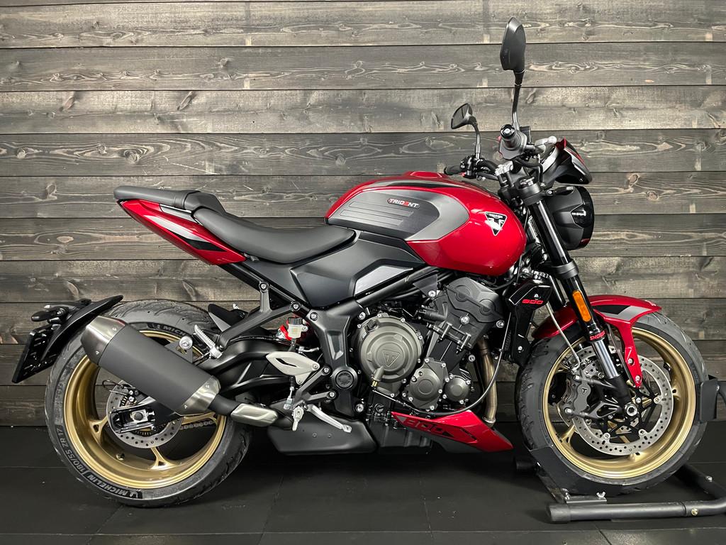 Triumph TRIDENT 800 DEMO (bj 2026), Bedrijf, Meer dan 35 kW, 798 cc, Naked bike