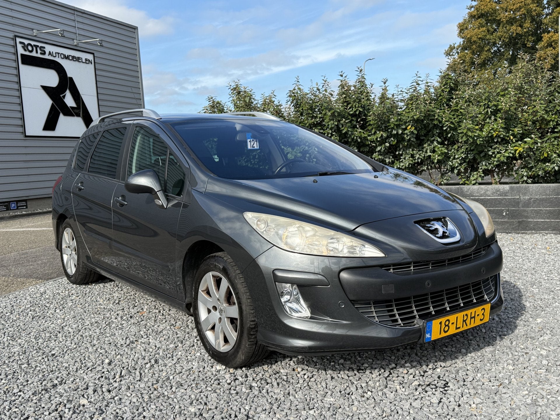 Peugeot 308 SW 1.6 VTi X-Line Clima|Cruis|PDC 7-Persoons uit, Voorwielaandrijving, 15 km/l, 4 cilinders, 7 stoelen