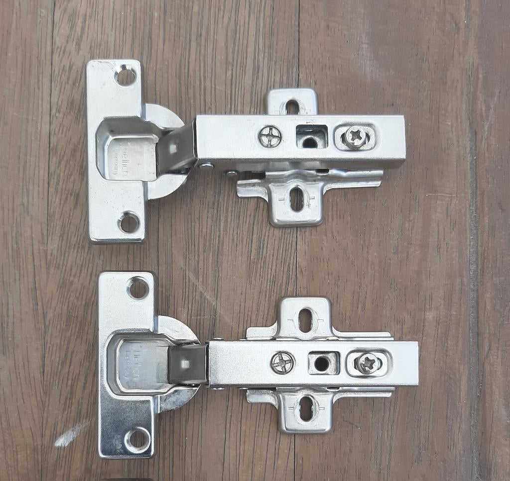 2x Hettich Kastscharnieren Potmaat van 35 mm, Ophalen, Zo goed als nieuw, Metaal