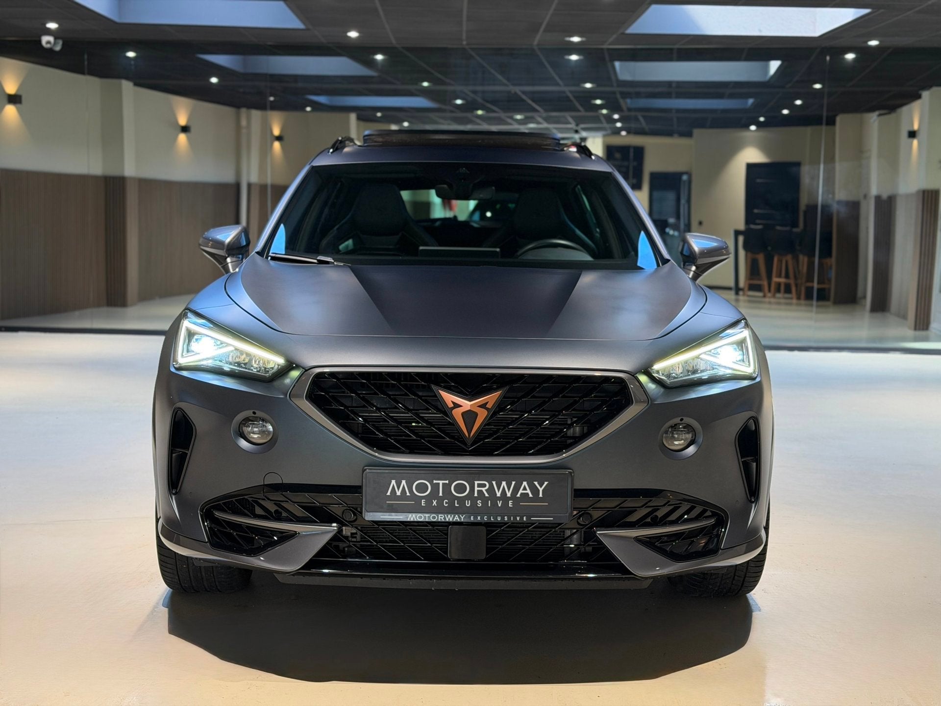 Cupra FORMENTOR 2.0 TSI 4DRIVE|Kuipstoelen|Pano|Beats|Copper, Auto's, 4 cilinders, Automatische klimaatregeling, Zwart, Vierwielaandrijving