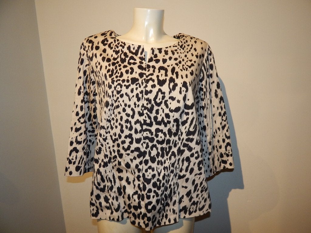 Natan smaakvolle animal print top splitje halslijn B48