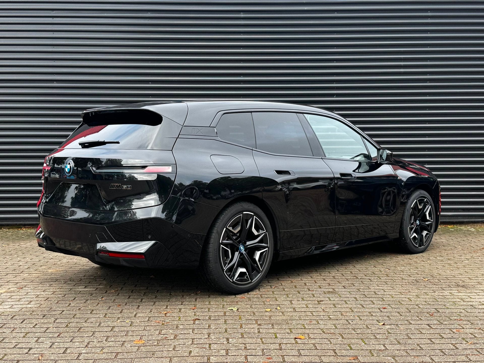 BMW IX M60 112 kWh | Pano/Sky Lounge | Kristal | Expressive, Auto's, Automaat, Gebruikt, Leder, Verwarmde buitenspiegels