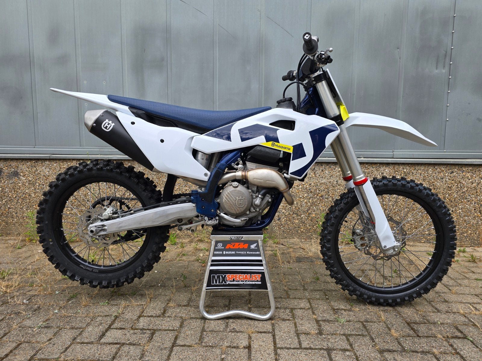 husqvarna fc 250 2025, 250 cc, Particulier, Crossmotor