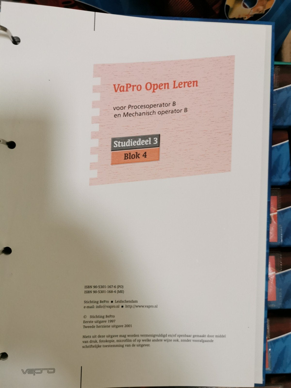VaPro Open Leren Procesoperator B en Mechanisch operator, Stichting RePro, Ophalen of Verzenden, Zo goed als nieuw, MBO