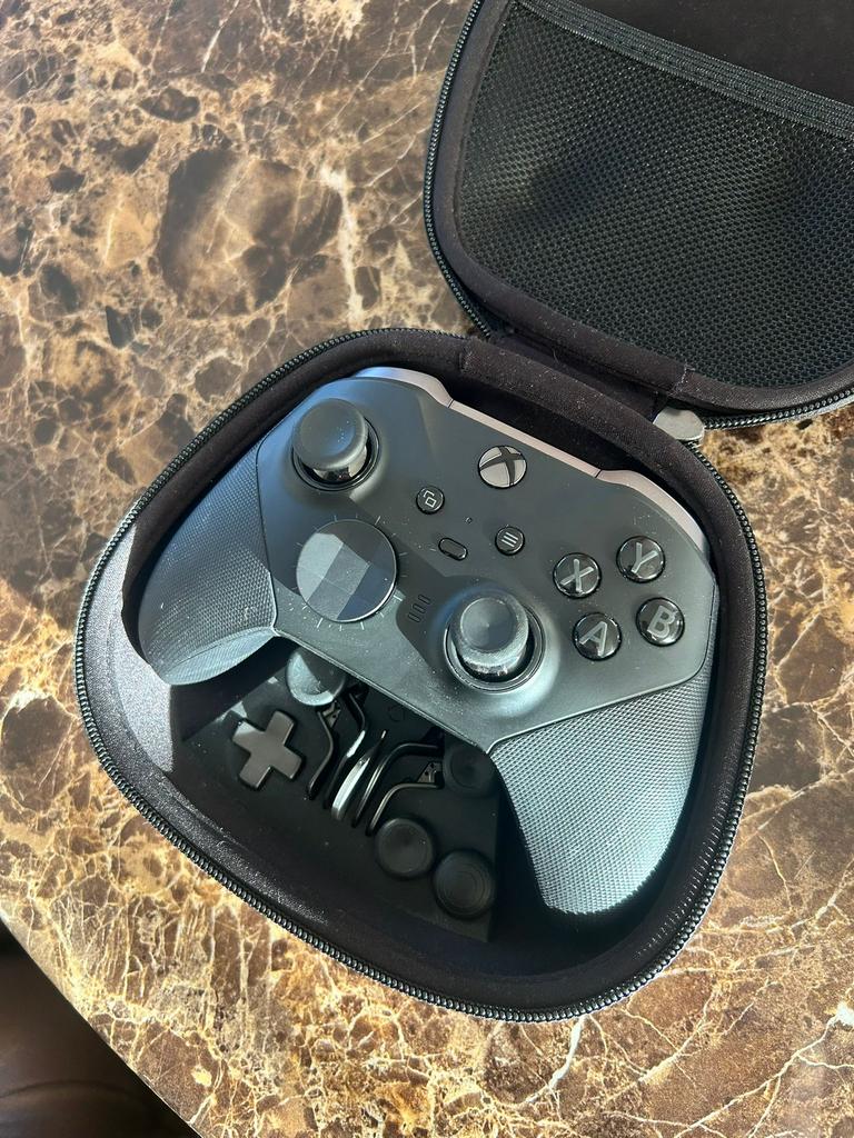 Xbox elite series controller, Ophalen of Verzenden, Zo goed als nieuw, Controller, Xbox Original