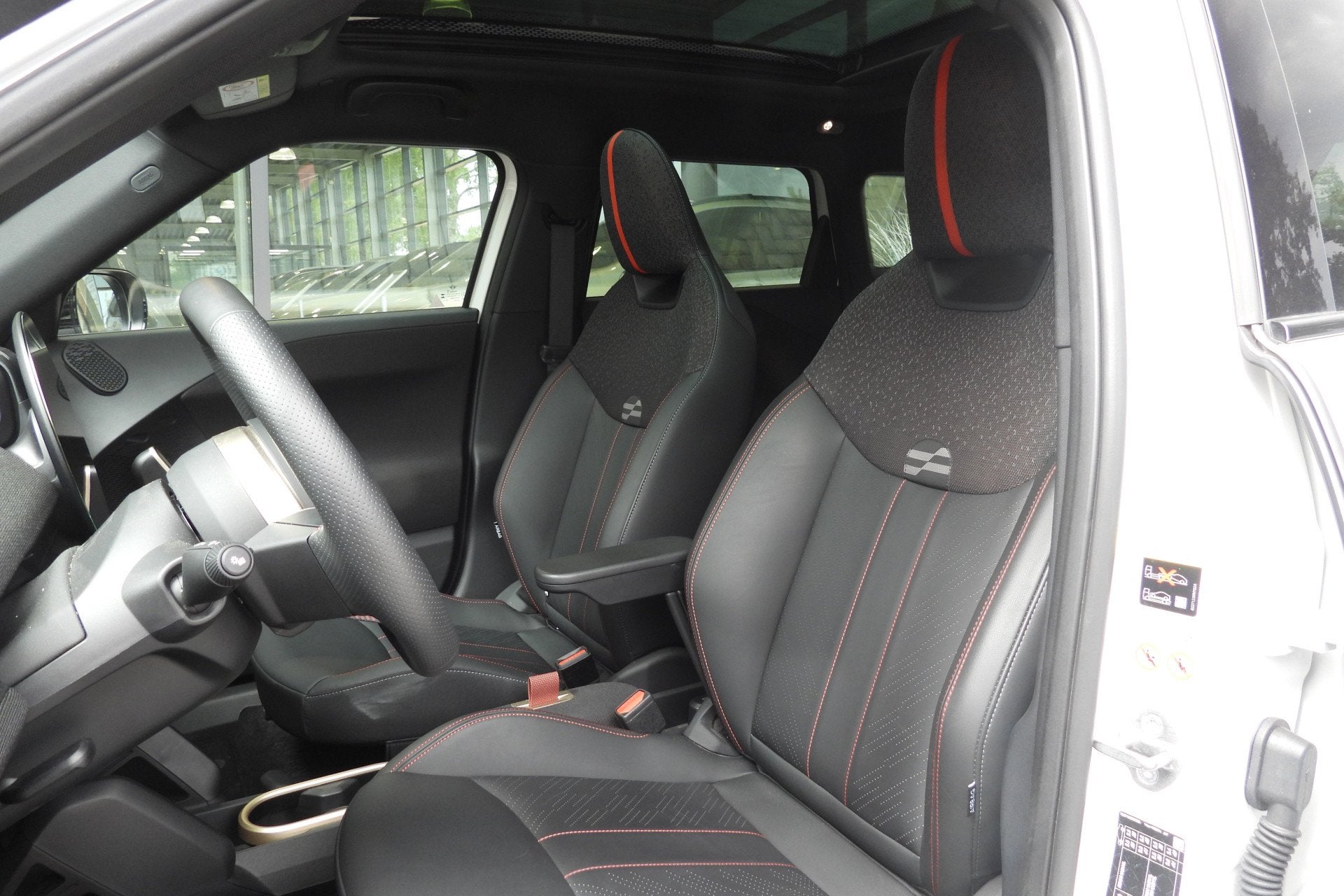 MINI Aceman SE / JCW / Pakket M / JCW / Pakket M / 18" John, Auto's, Dealer onderhouden, Gebruikt, Met garantie (alle), Wit