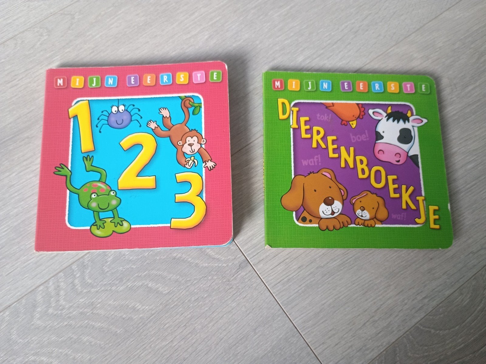 2 kartonnen peuterboekjes: Cijfers & Dierengeluiden, Boeken, Ophalen of Verzenden, Zo goed als nieuw, 1 tot 2 jaar