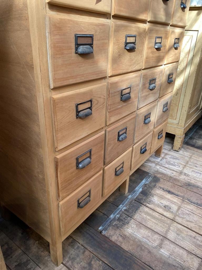 Stoere landelijke kast ladekast met tekstgreepjes, Huis en Inrichting, Kasten | Ladekasten, Ophalen, Gebruikt, 100 tot 150 cm
