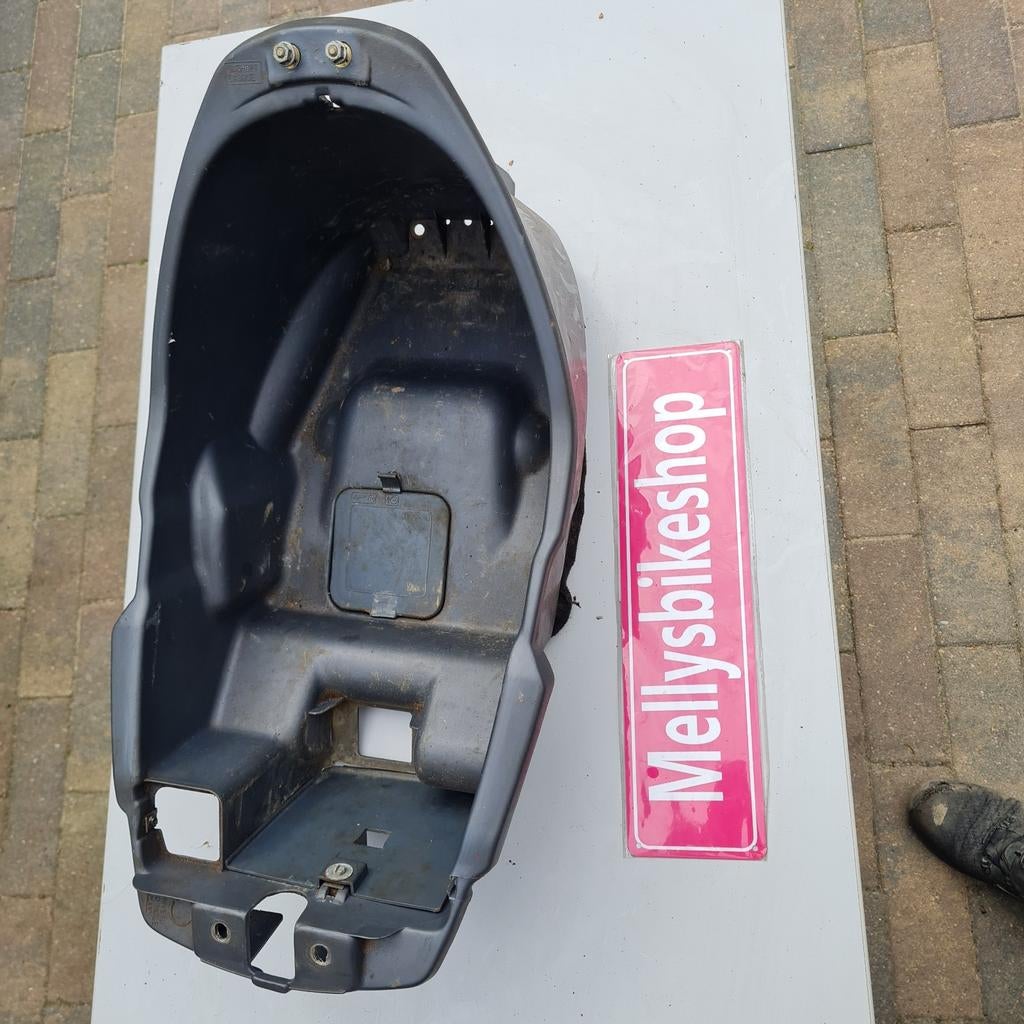 Peugeot sv sc 50  buddybak helmbak zadelbak, Ophalen of Verzenden, Peuegot, Info@peugeot.fr, Frankrijk
