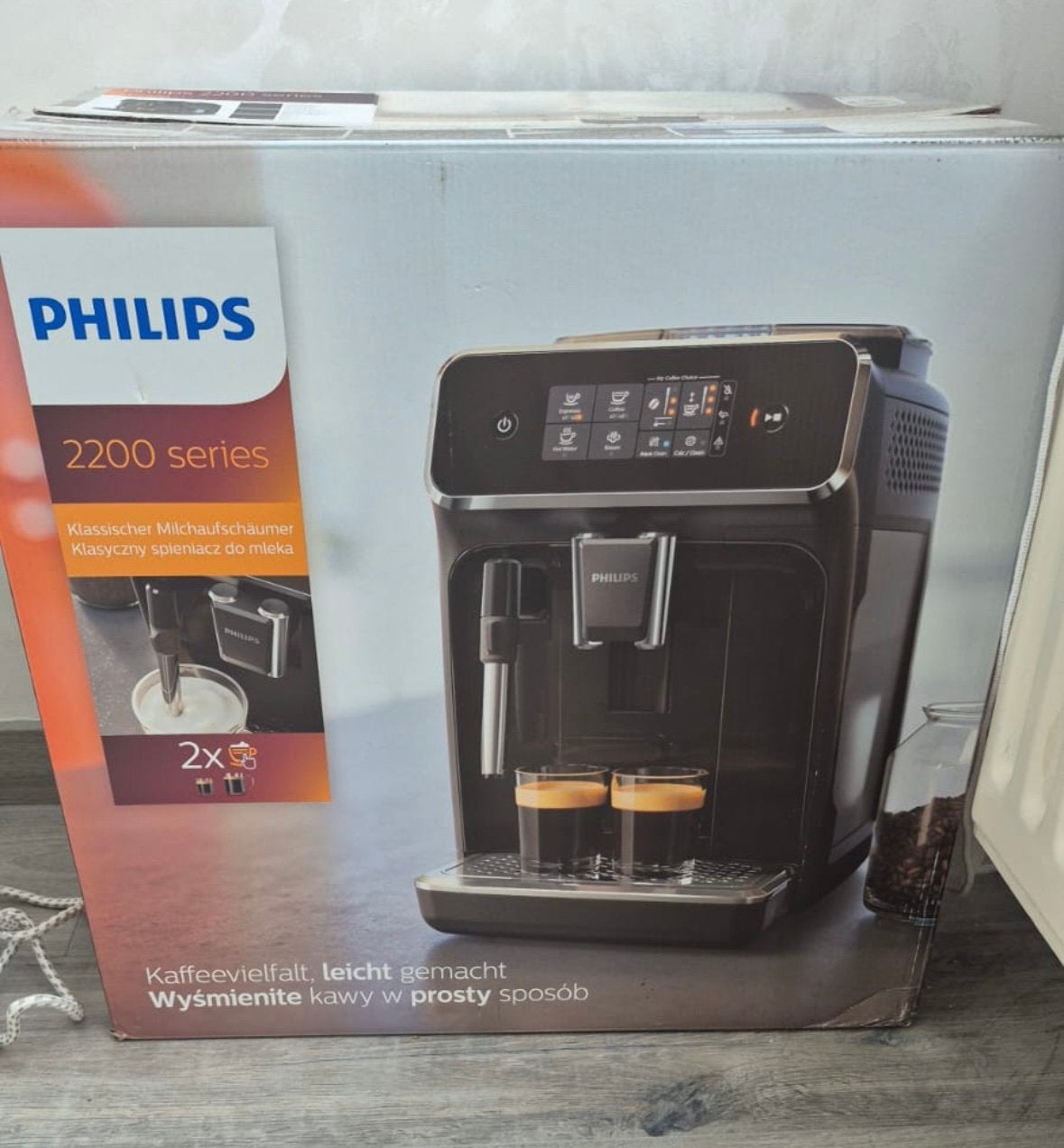 Philips 2200 Serie Volautomatische Espressomachine, Witgoed en Apparatuur, Koffiezetapparaten, Stoompijpje, Espresso apparaat