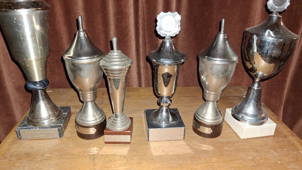 Diverse sporttrofeeën en bekers - Vintage collectie, Verzamelen, Sportartikelen en Voetbal, Gebruikt, Overige typen, Overige sporten