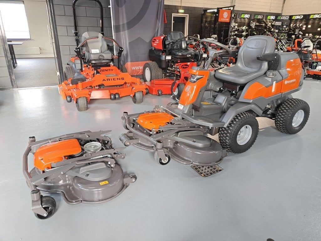 Husqvarna R420TSX AWD 122cm 140 uur frontmaaier zitmaaier, Tuin en Terras, Zitmaaiers, Ophalen of Verzenden, Zo goed als nieuw
