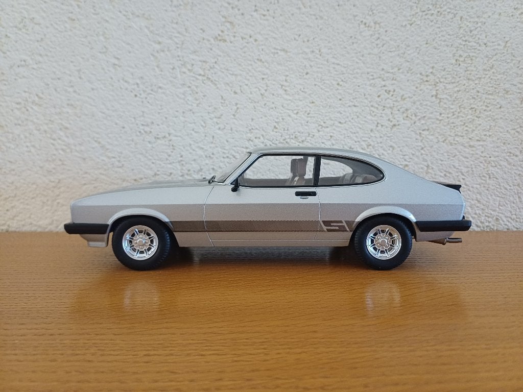 Ford Capri 3.0 S 1978 3.0S Stratos Silber Granada 2.8i new, Hobby en Vrije tijd, Modelauto's | 1:18, Ophalen of Verzenden, Nieuw