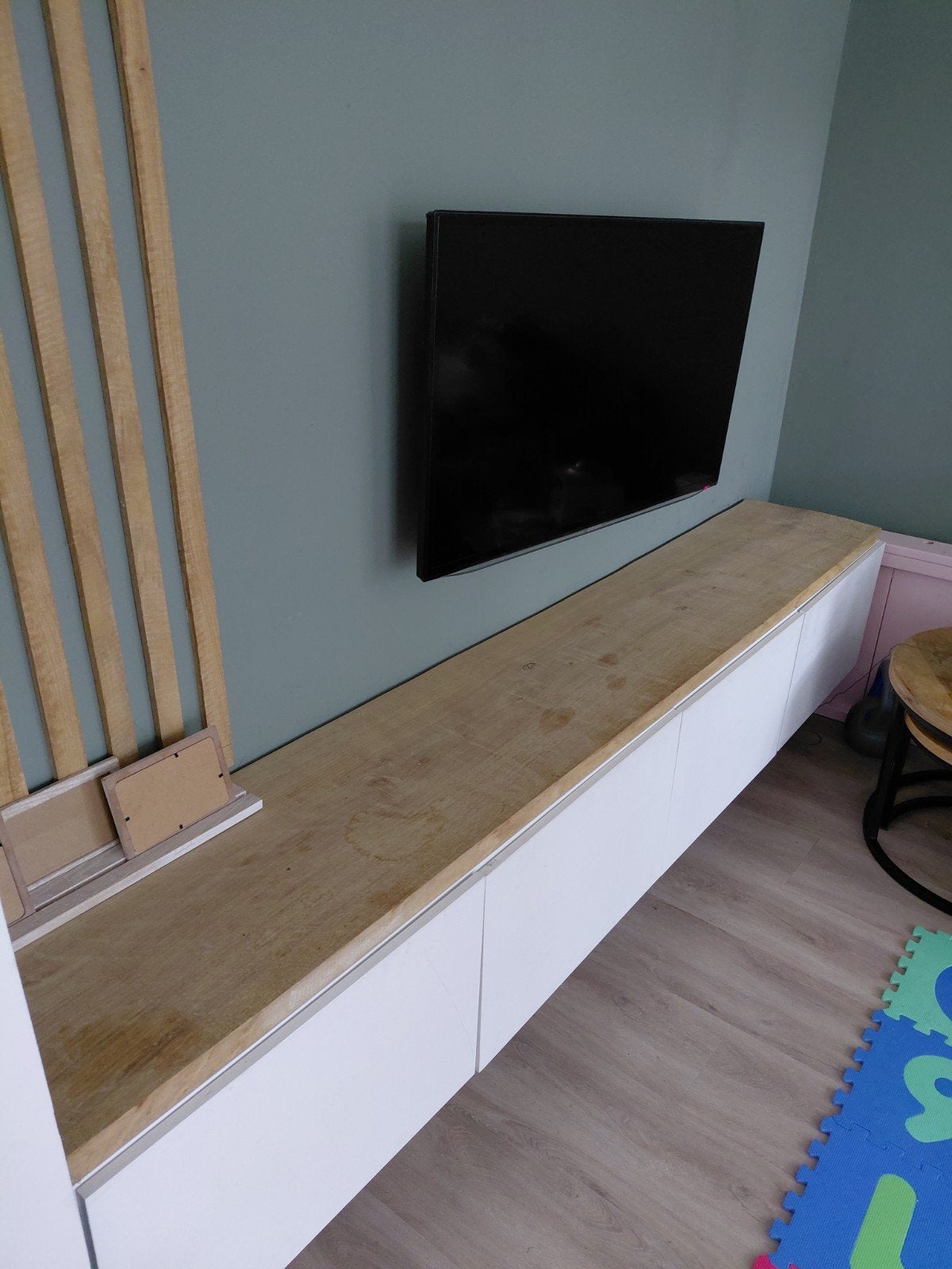 massief eiken plank voor op de tv meubel, Ophalen of Verzenden
