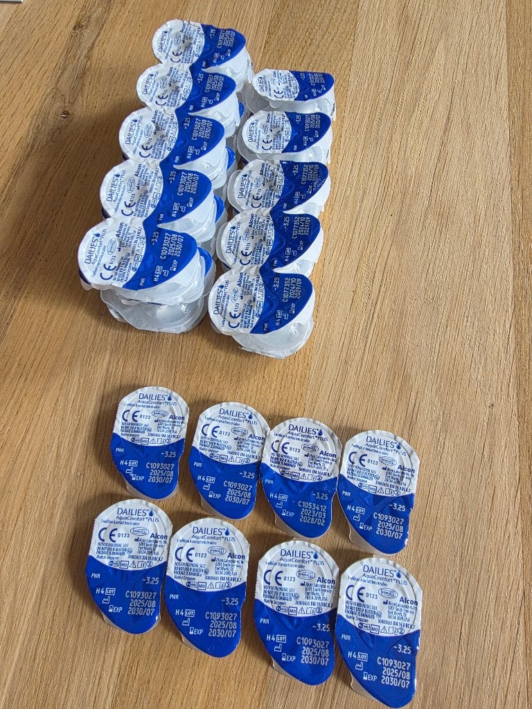 Daglenzen, Alcon Dailies Acquacomfort Plus -3,25,  60 stuks, Ophalen of Verzenden, Nieuw, Overige kleuren, Overige merken