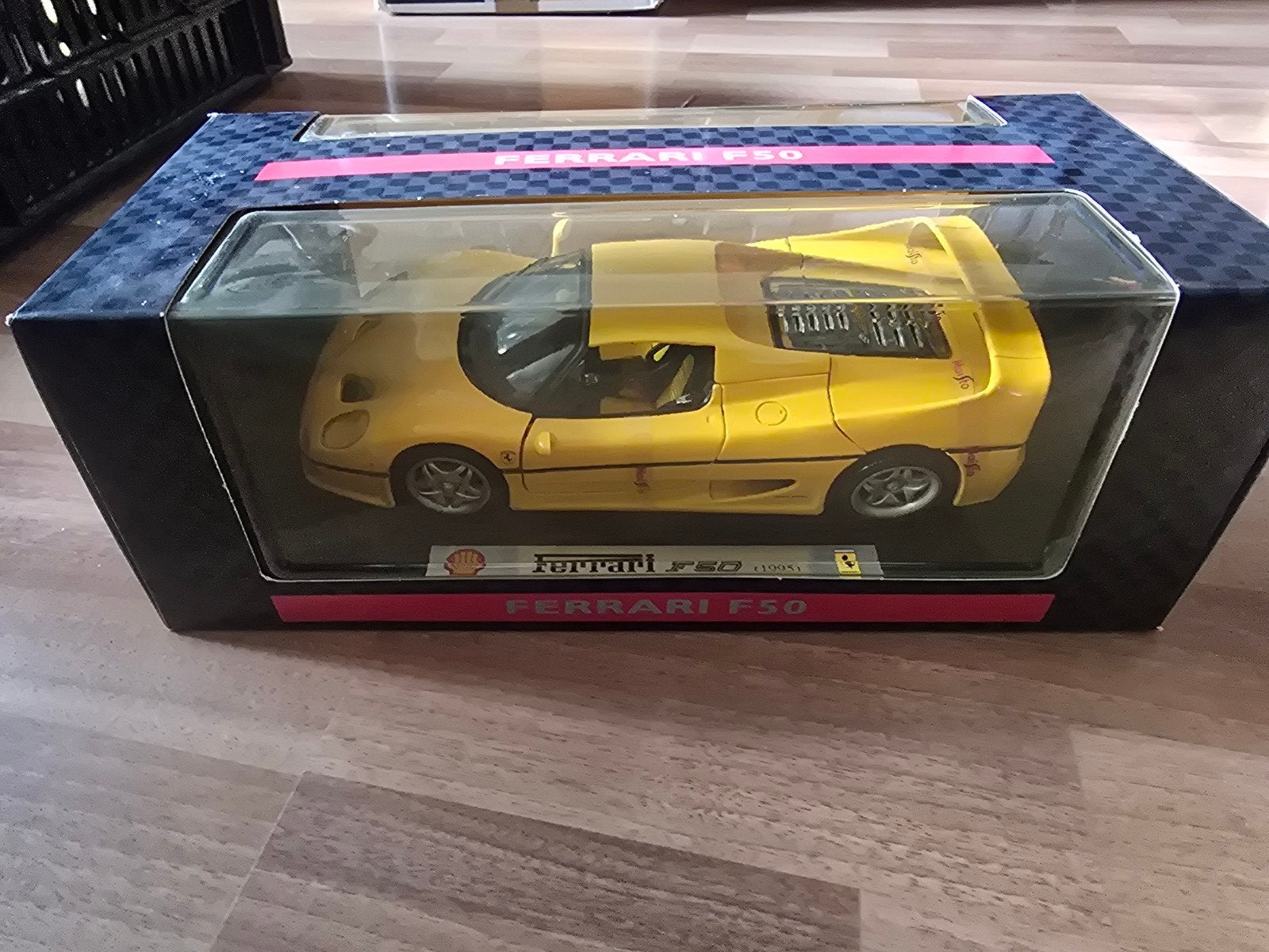 Ferrari F50 Hard-Top 1:18 – Maisto Shell Collezione – geel, Ophalen of Verzenden, Nieuw, Auto, Maisto