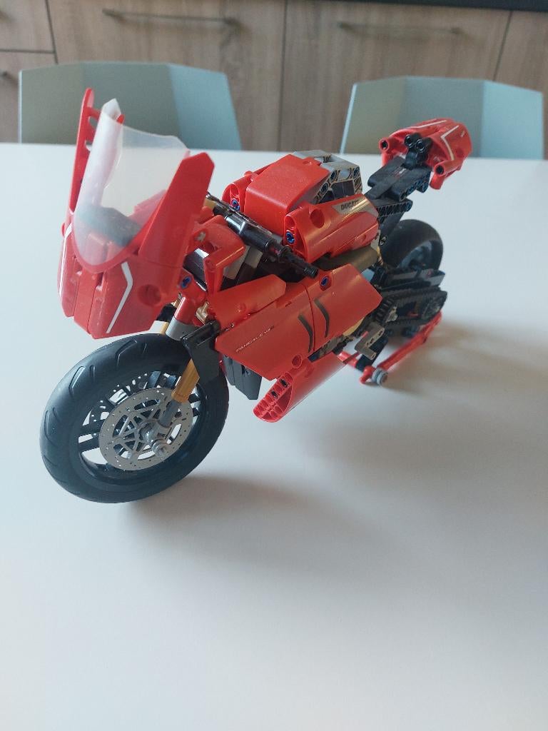Technic Lego 42107 Ducati Panigale V4 R motor, Lego, Ophalen of Verzenden, Zo goed als nieuw, Technic