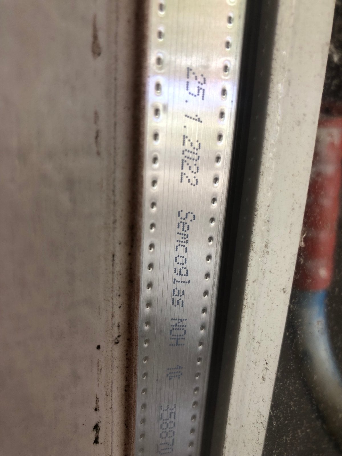 Hardhouten kozijn met isolatieglas (2022) 945x1645 mm, Gevelraam of Ruit, Gebruikt, 80 tot 120 cm, Dubbelglas