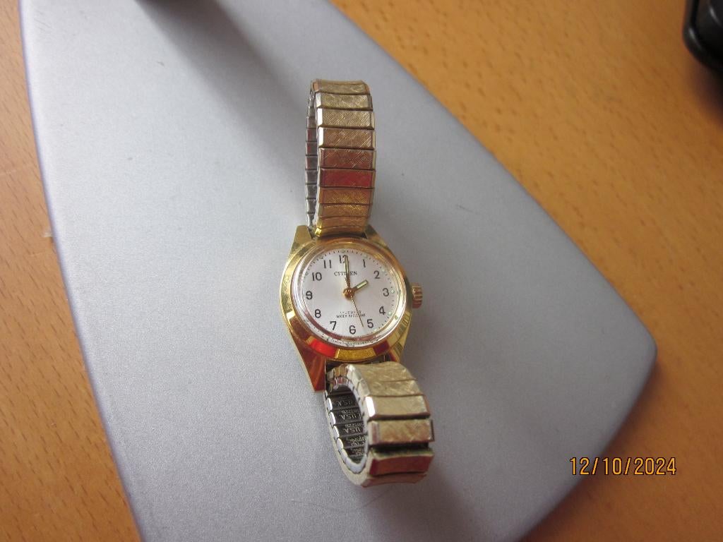Dames horloge merk citizen, Staal, Staal, Polshorloge, Zo goed als nieuw