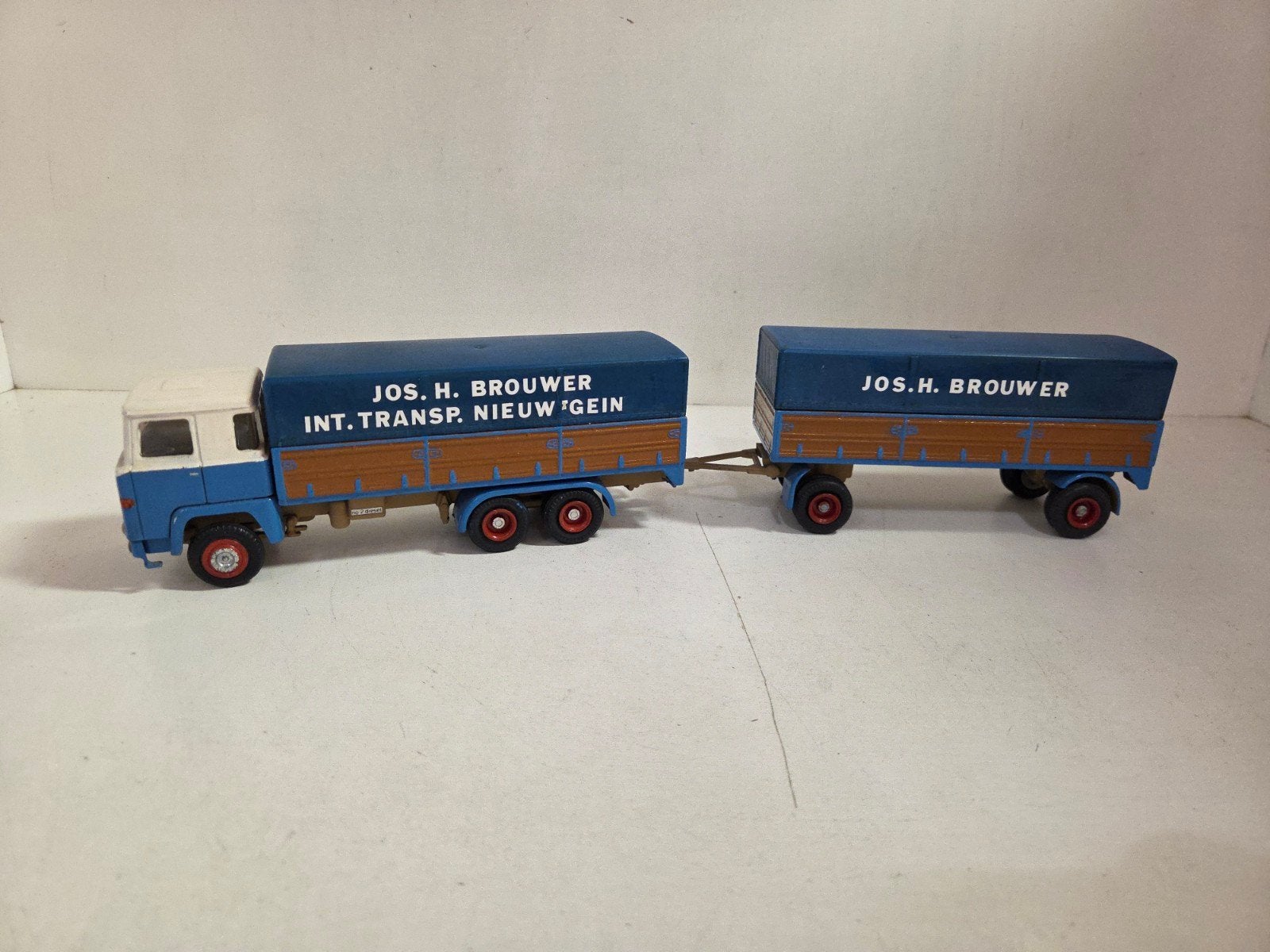 Nacoral Scania 140 combi Brouwer code 3, ., Ophalen of Verzenden, Zo goed als nieuw, .