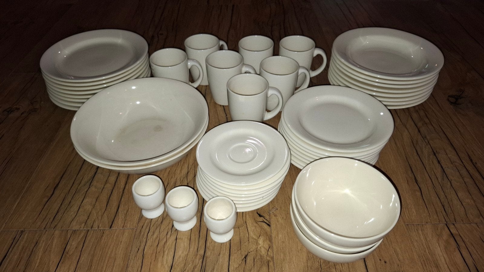 Uitgebreid wit servies, diverse onderdelen, Ophalen, Gebruikt, Keramiek, Compleet servies