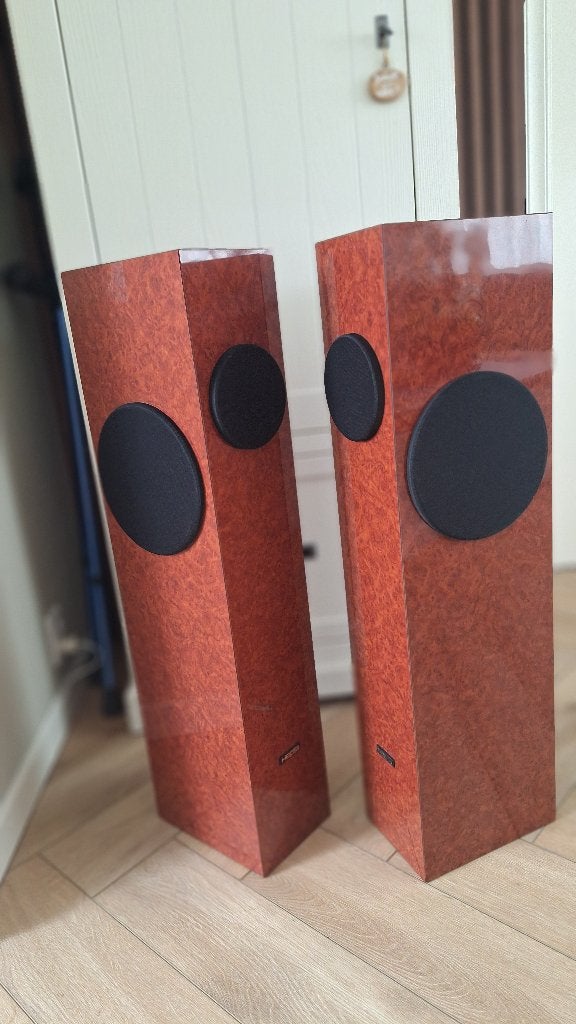 Hepta Spring luidsprekers izgst, Zo goed als nieuw, 60 tot 120 watt, Front, Rear of Stereo speakers, Ophalen