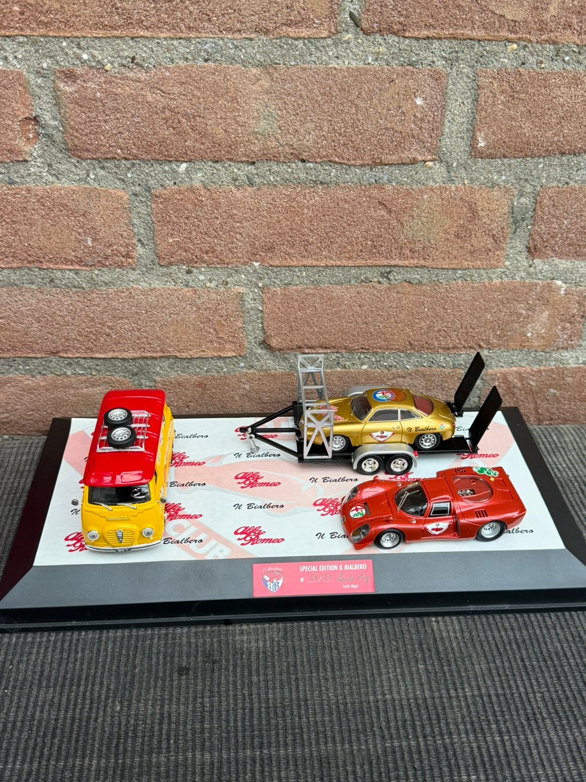 1:43 La Mini miniera Alfa Romeo diorama, Ophalen of Verzenden, Zo goed als nieuw, Auto, Overige merken