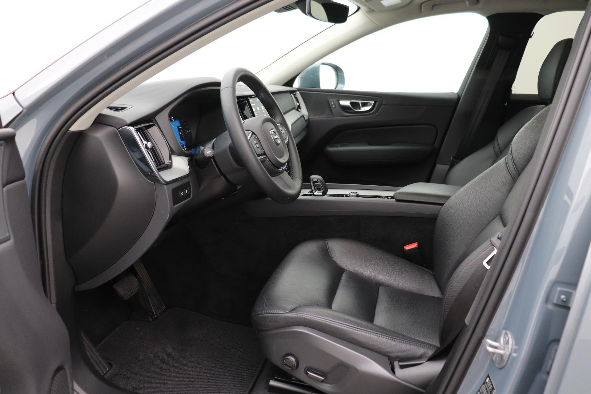 Volvo XC60 T6 Core Bright | Panoramadak | BLIS | Leder | Key, Stof, Gebruikt, Euro 6, 4 cilinders