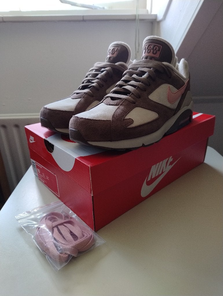 Nike air max 180 - Bruin/roze - Maat 10, Nike air max, Overige kleuren, Sportschoenen, Nieuw