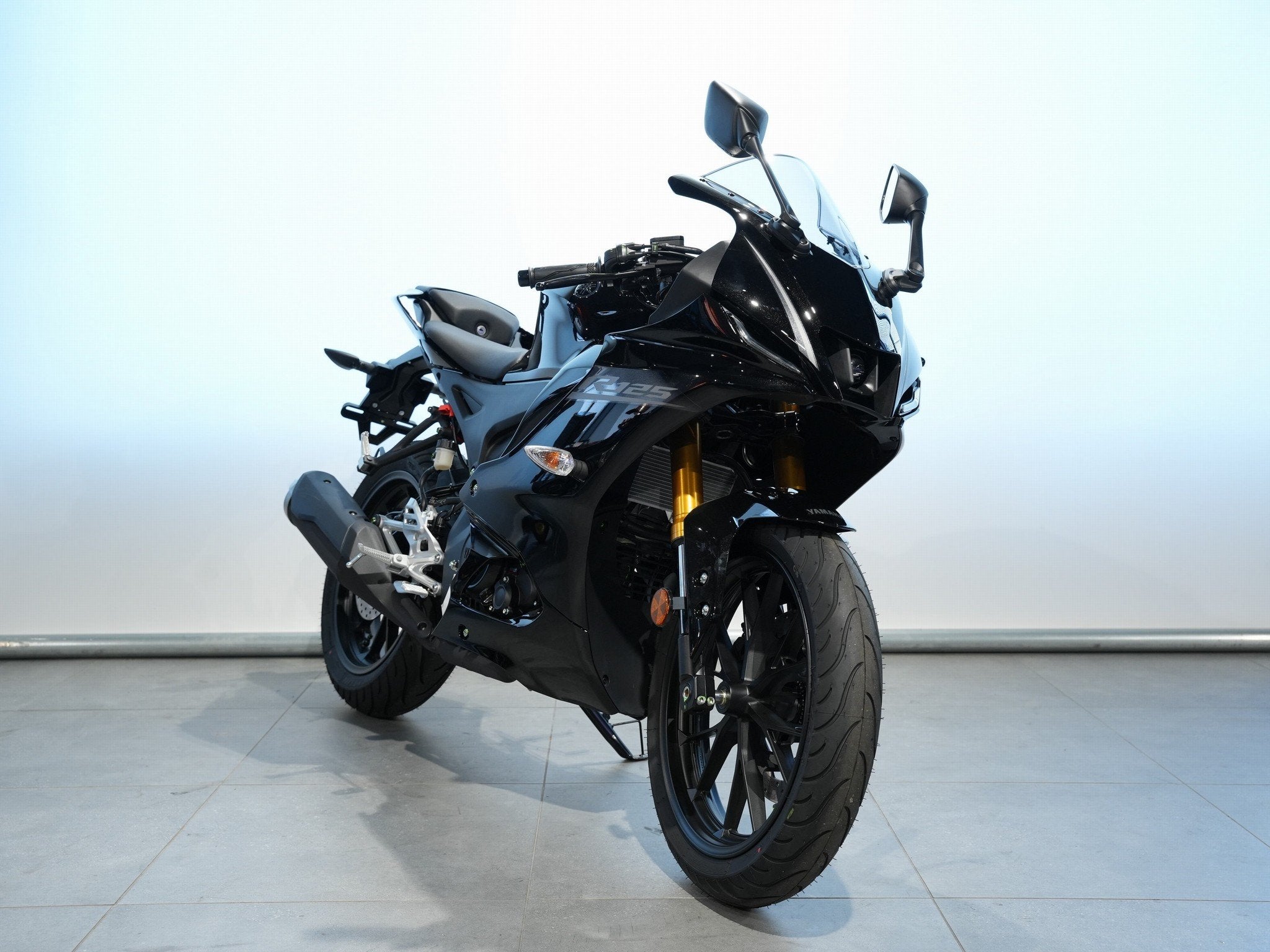 Yamaha YZF R 125 (bj 2026), Klantenservice@yamaha-motor.nl, Sport, Yamaha Motor Europe N.V., Bedrijf