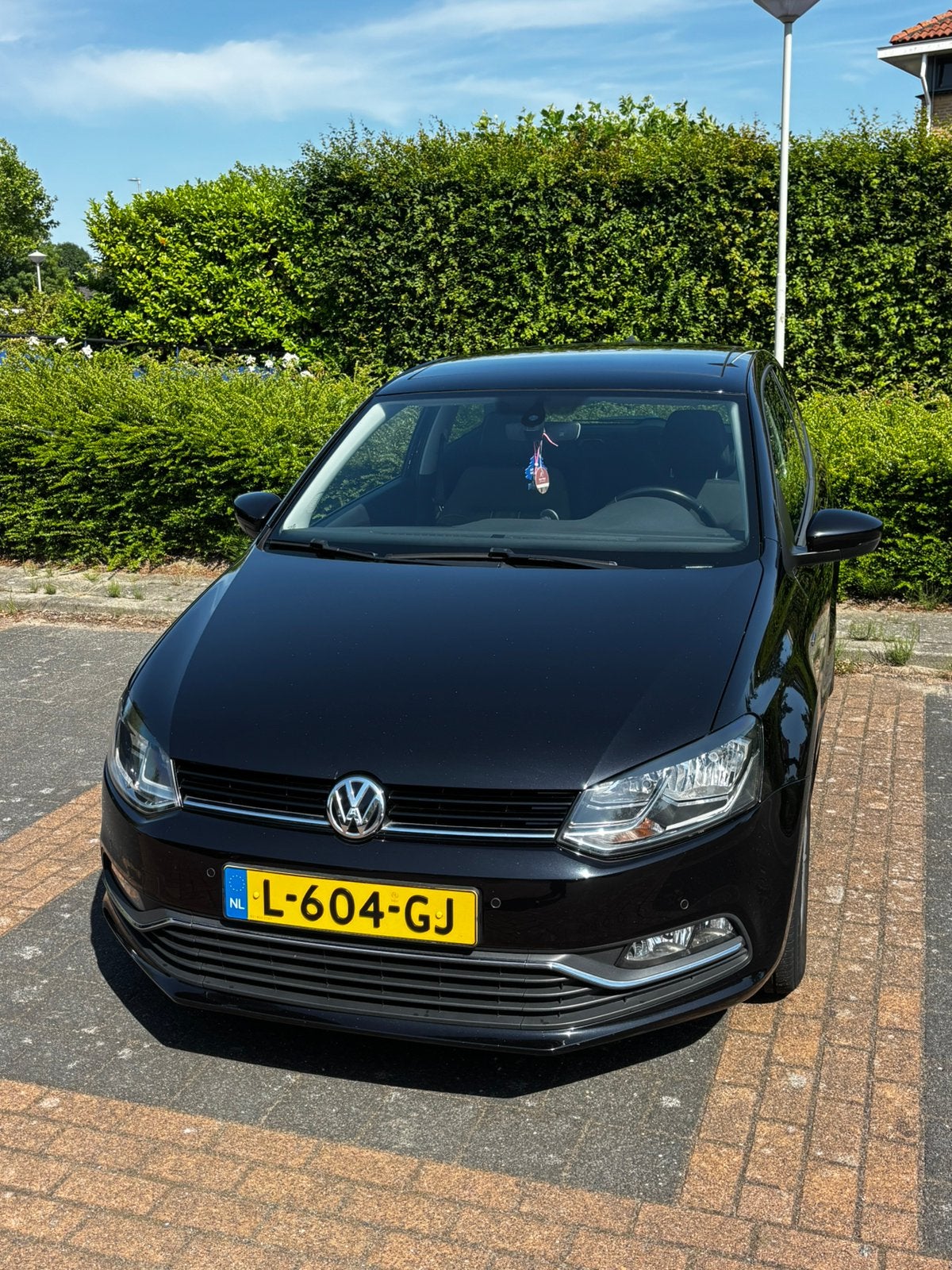 Volkswagen Polo 1.2 TSI Highline 66KW DSG 2016 Zwart, Auto's, Volkswagen, 40 €/maand, 4 cilinders, 1039 kg, Zwart