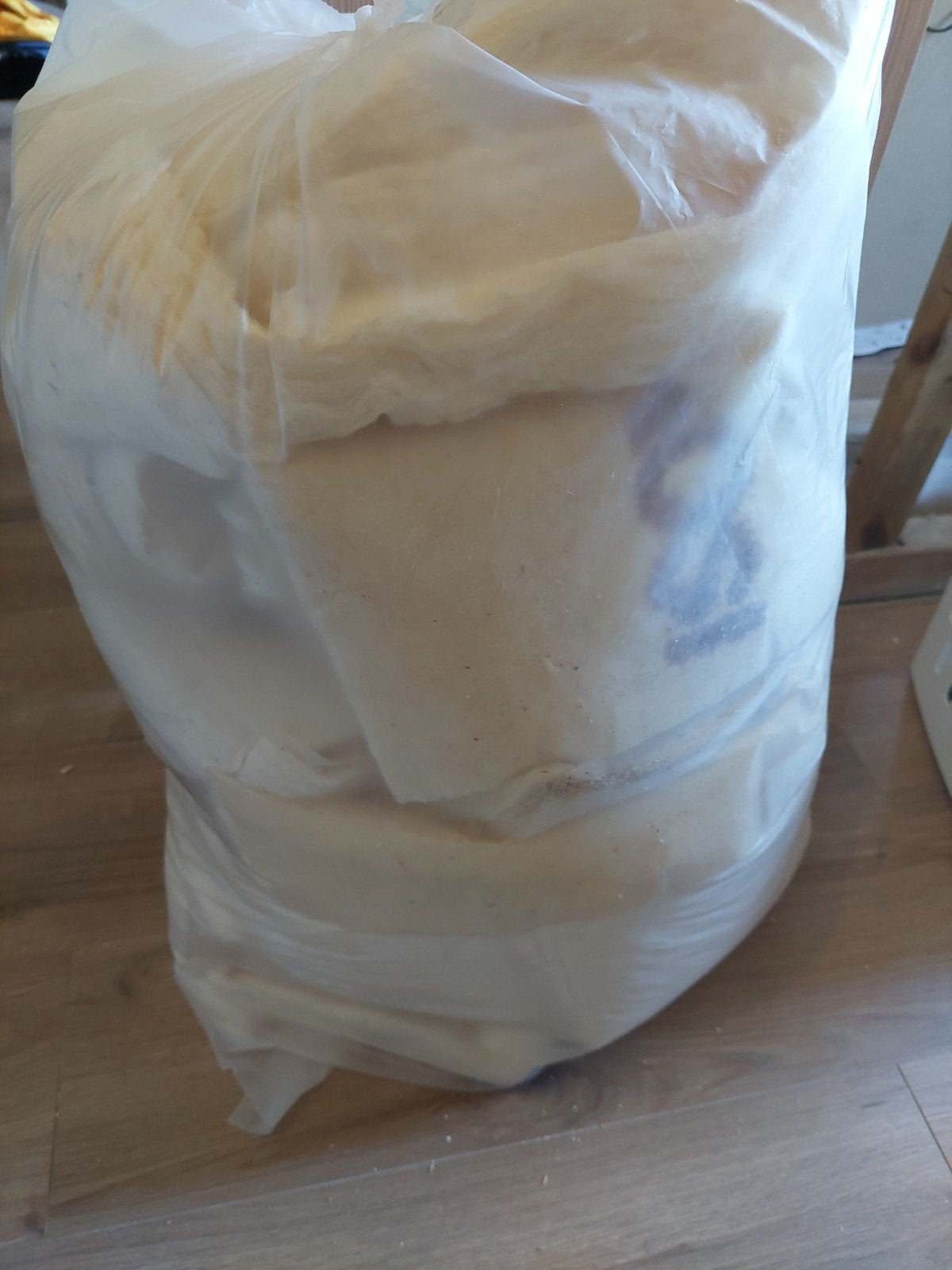 Zak met stukken isolatiewol, Overige materialen, Gebruikt, Dakisolatie, Minder dan 5 m²