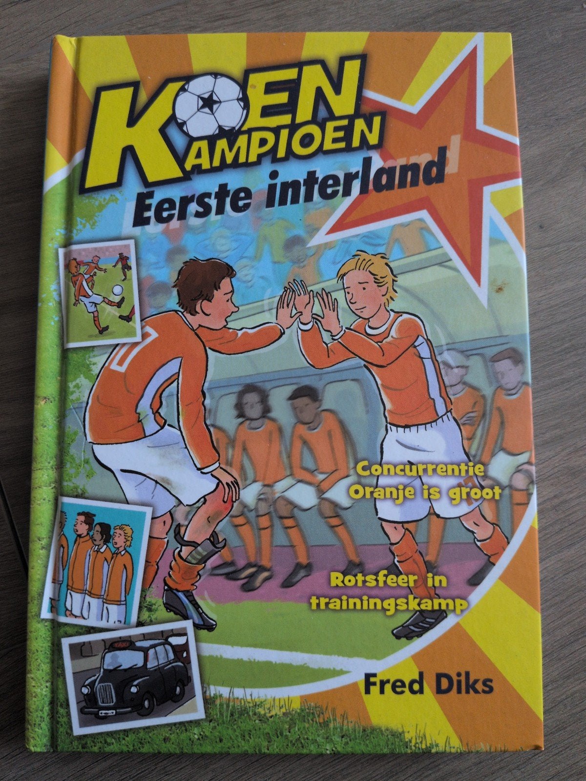 Koen Kampioen: Eerste interland - Fred Diks, Boeken, Ophalen of Verzenden, Zo goed als nieuw, Fred Diks, Fictie algemeen
