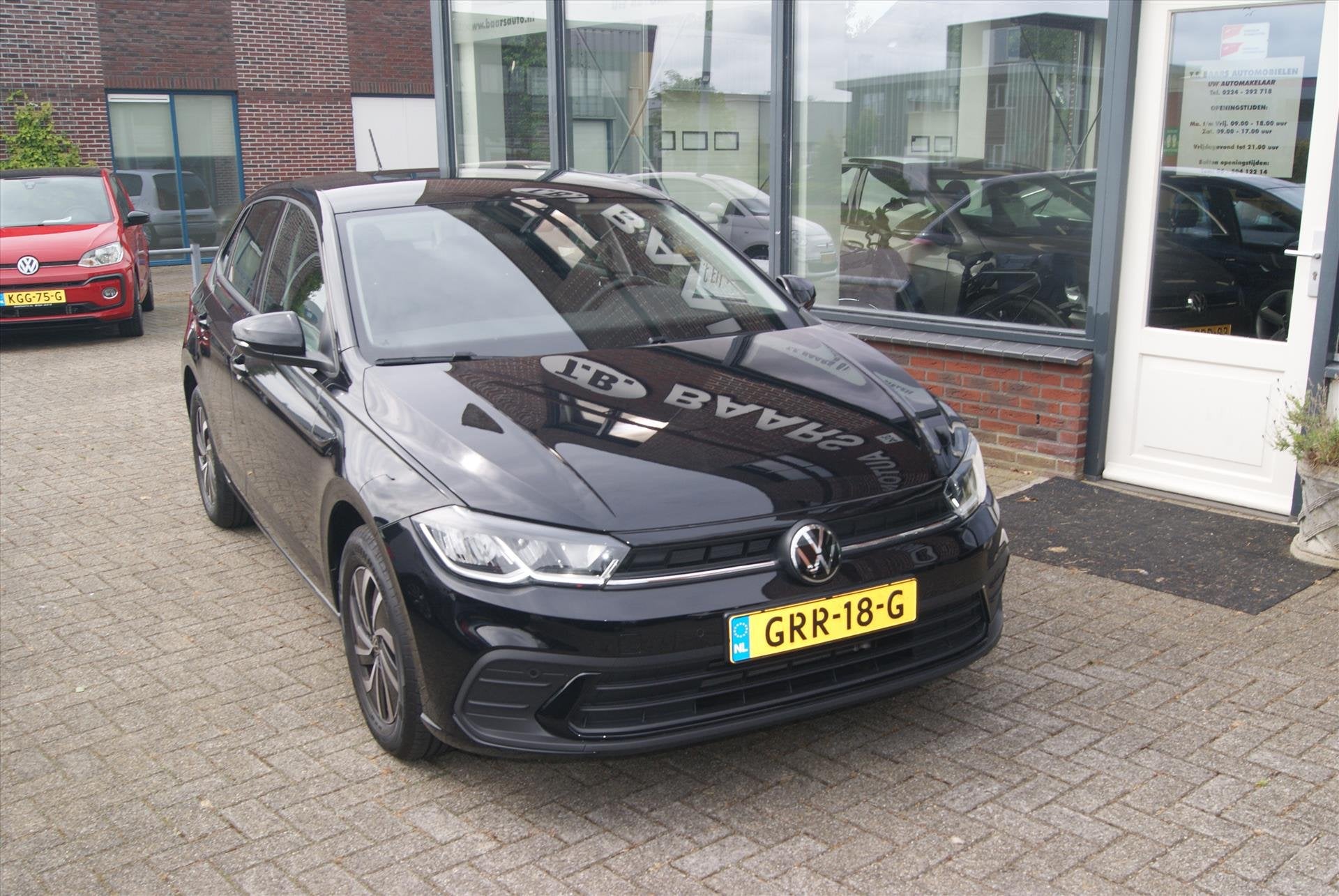 VOLKSWAGEN Polo 1.0 TSI 95pk Life, Auto's, Dealer onderhouden, Stof, Euro 6, Zwart