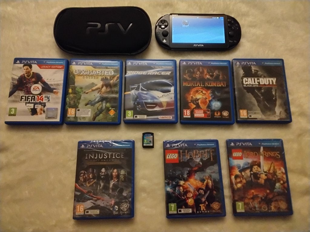 PSVita bundle, Spelcomputers en Games, Ophalen of Verzenden, Gebruikt, Zwart, Met games