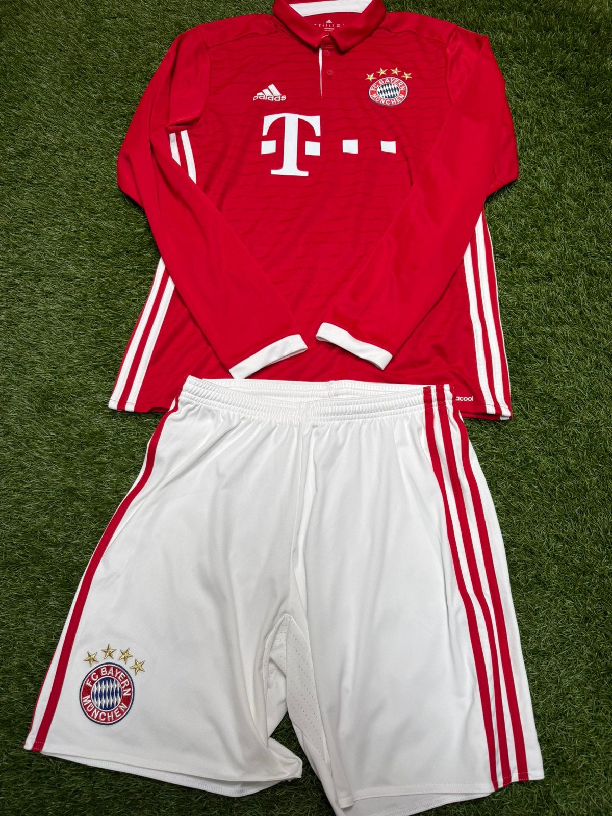 Bayern munchen tenue, Maat M, Ophalen of Verzenden, Nieuw, Shirt