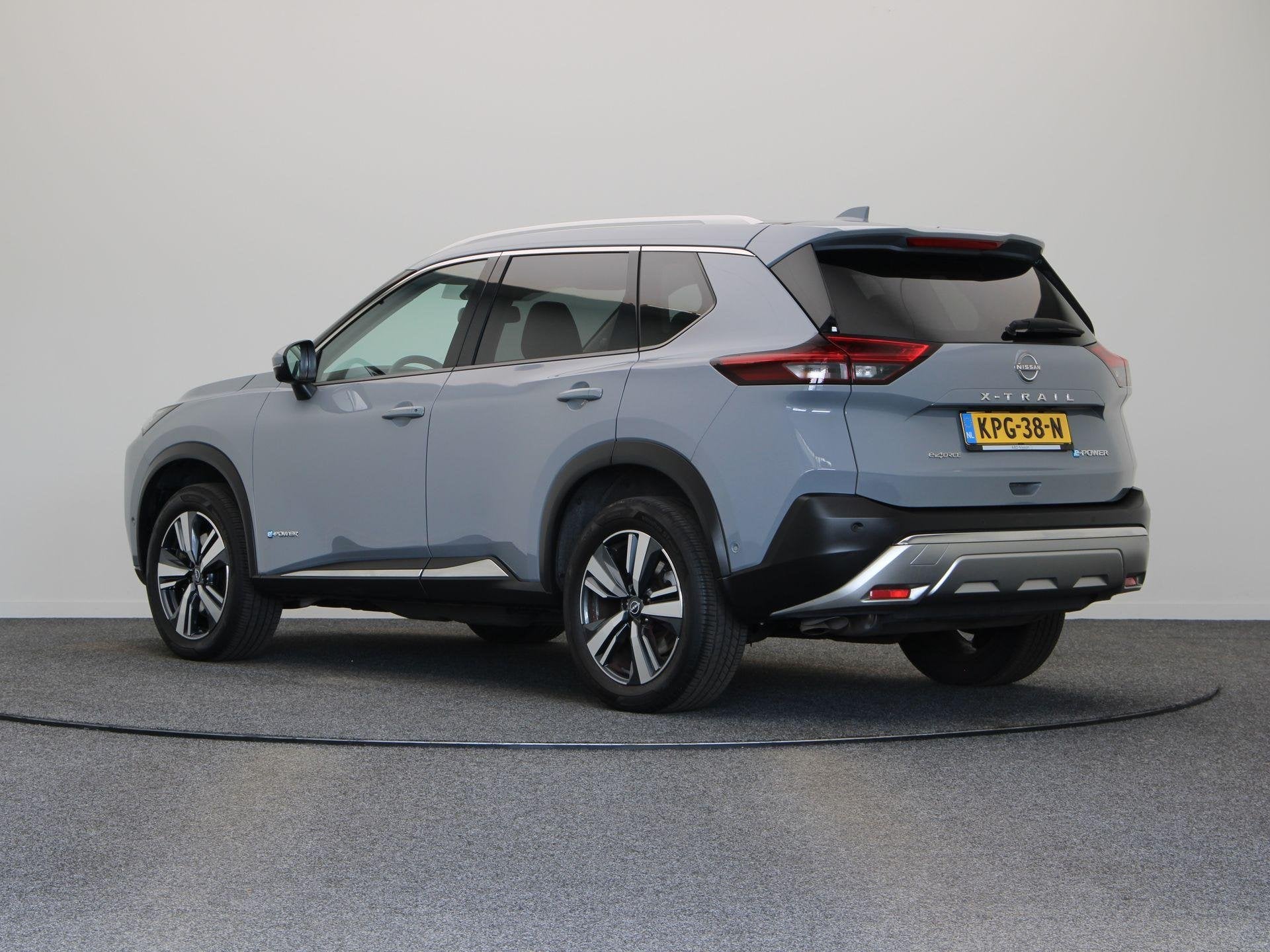 Nissan X-Trail 1.5 e-4orce Tekna 4WD | Lederen bekleding | 3, Auto's, Nissan, Automaat, 1497 cc, 2 kWh, Bedrijf