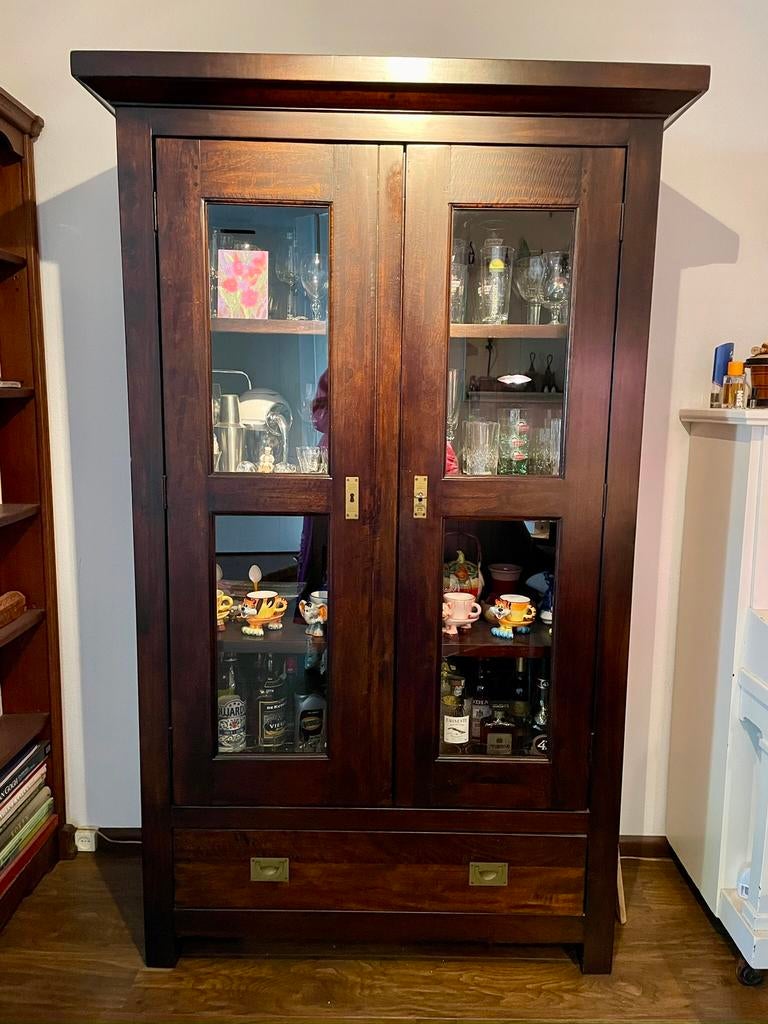 Vitrinekast met 2 deuren en lade 195x108x47 cm nu 90 Euro, Huis en Inrichting, Kasten | Vitrinekasten, Ophalen, Gebruikt, Koloniaal landelijk