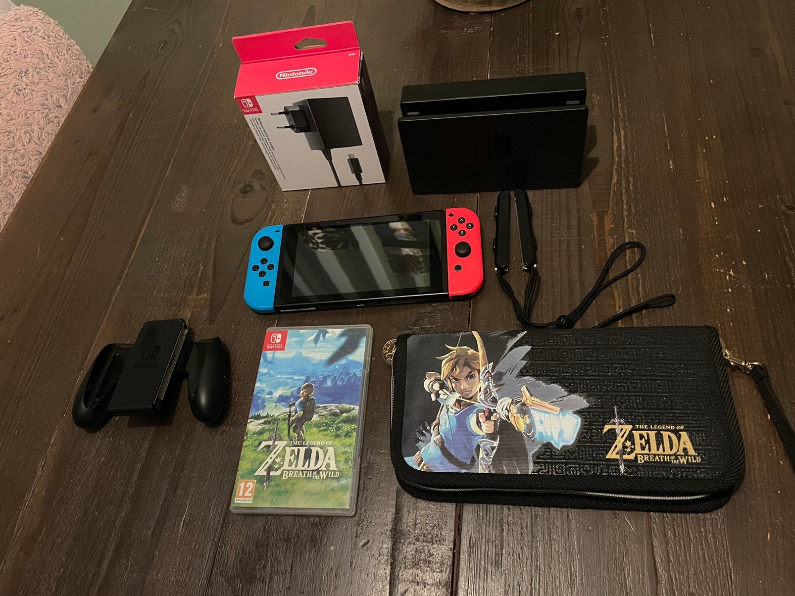 Switch 1 32GB + assecoires + zelda breath of the wild, Ophalen, Met games, Met 2 controllers, Zo goed als nieuw