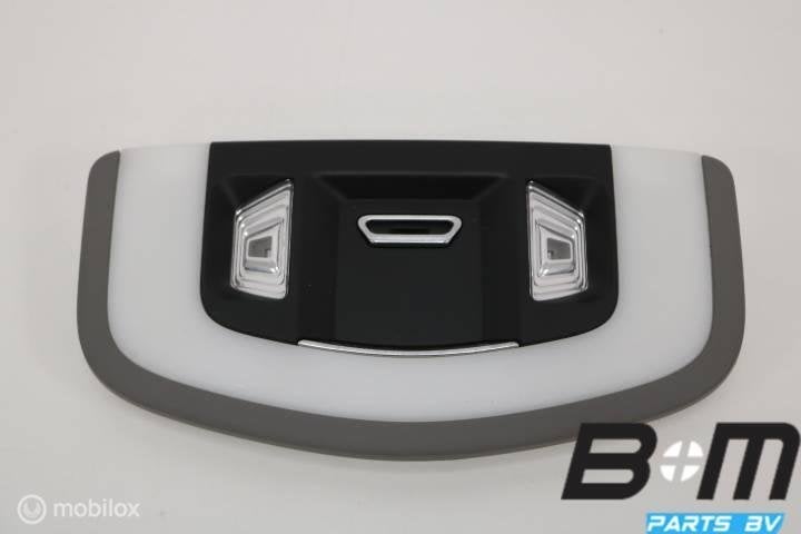 Leeslamp achter Porsche Panamera 97063206501