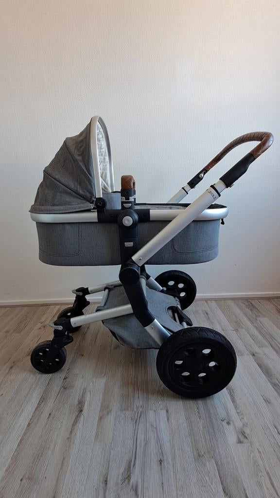 Joolz kinder / wandel wagen combi met reiswieg - Gebruikt, Kinderen en Baby's, Kinderwagens en Combinaties, Gebruikt, Verstelbare duwstang