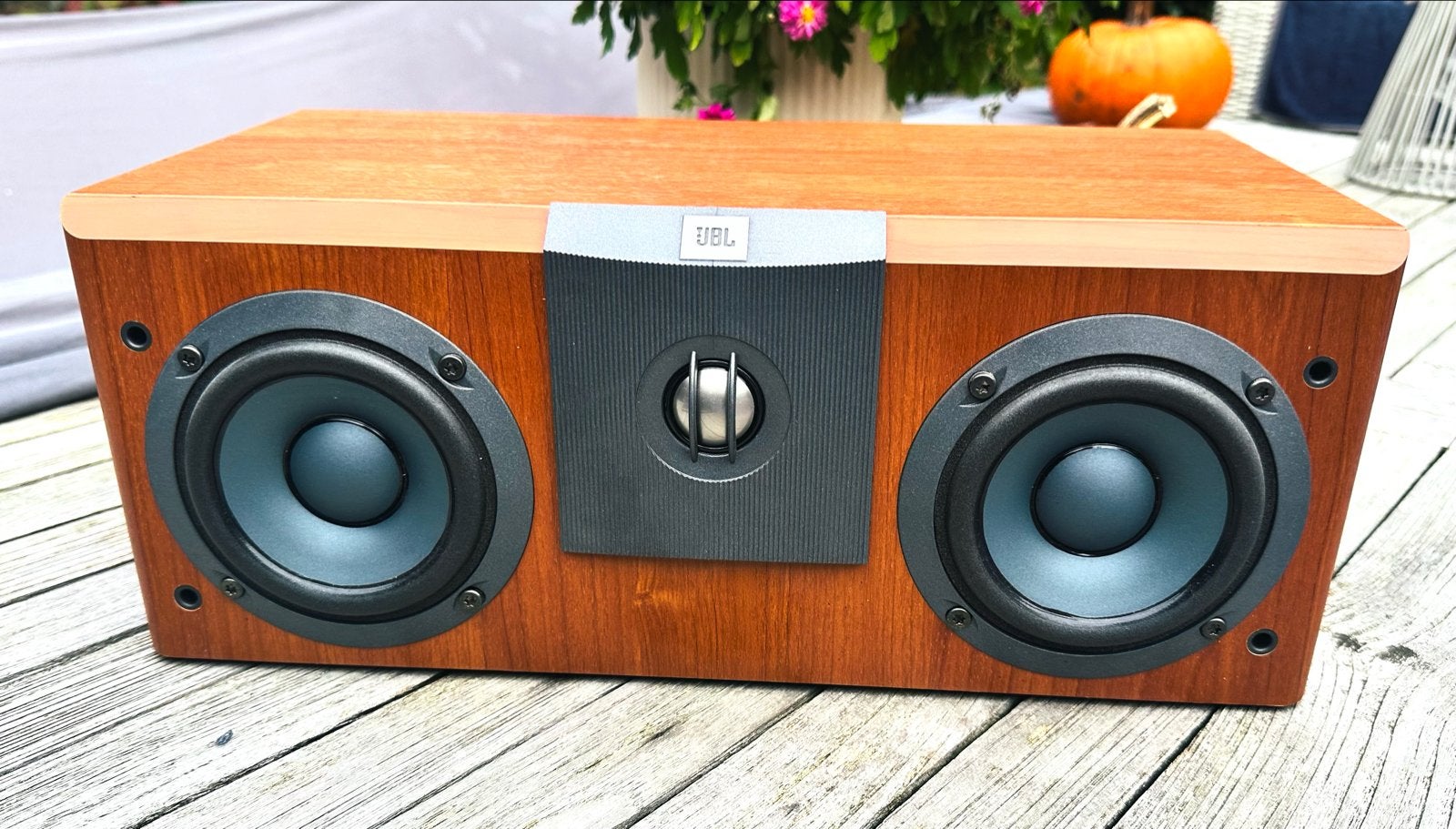 JBL LX2000C Center Speaker - Zo goed als nieuw, JBL, Ophalen of Verzenden, Zo goed als nieuw, 60 tot 120 watt