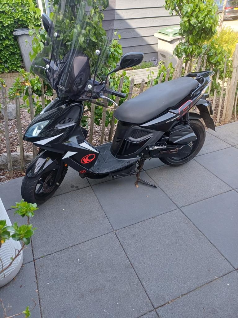 Kymco super 8, Ophalen, Gebruikt, Benzine, Kymco