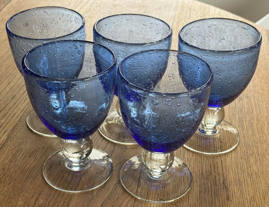 Vier mooie diepblauwe glazen (bubble glass) van SIA, Verzamelen, Ophalen of Verzenden, Zo goed als nieuw, Overige typen
