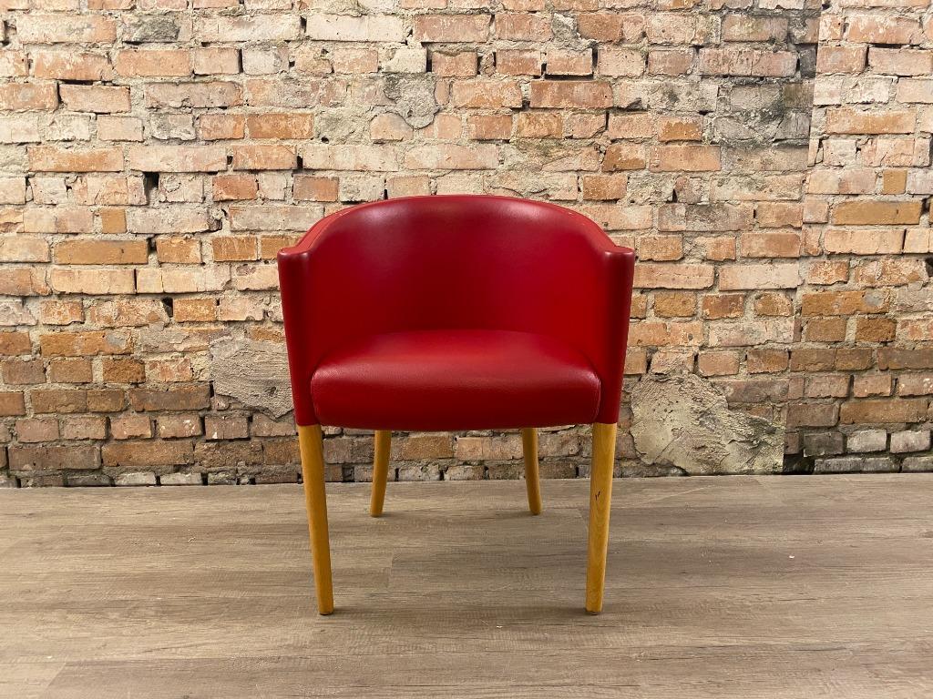 Moroso Rich Dining Chair rood bij TheReSales, Minder dan 75 cm, Ophalen of Verzenden, Zo goed als nieuw, Leer