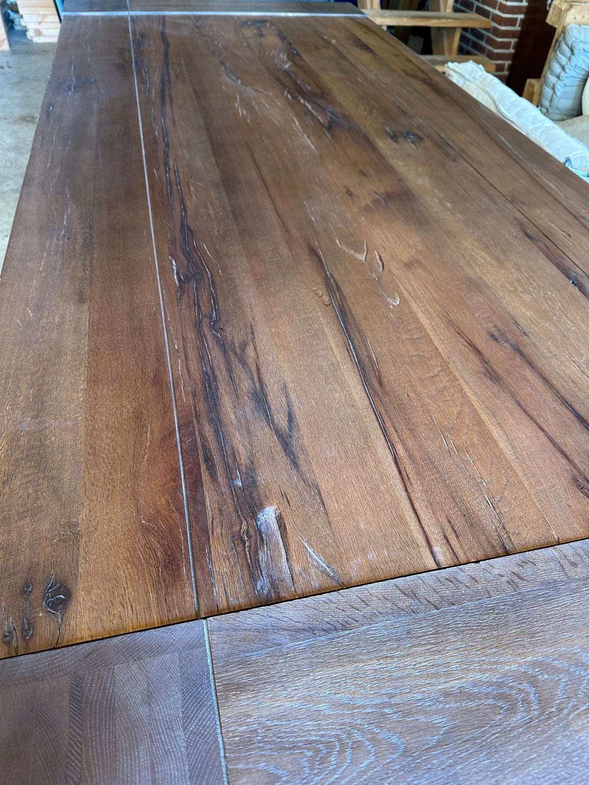 Robuuste eikenhouten eettafel - showroom model, Ophalen, Gebruikt, Eikenhout, 50 tot 100 cm