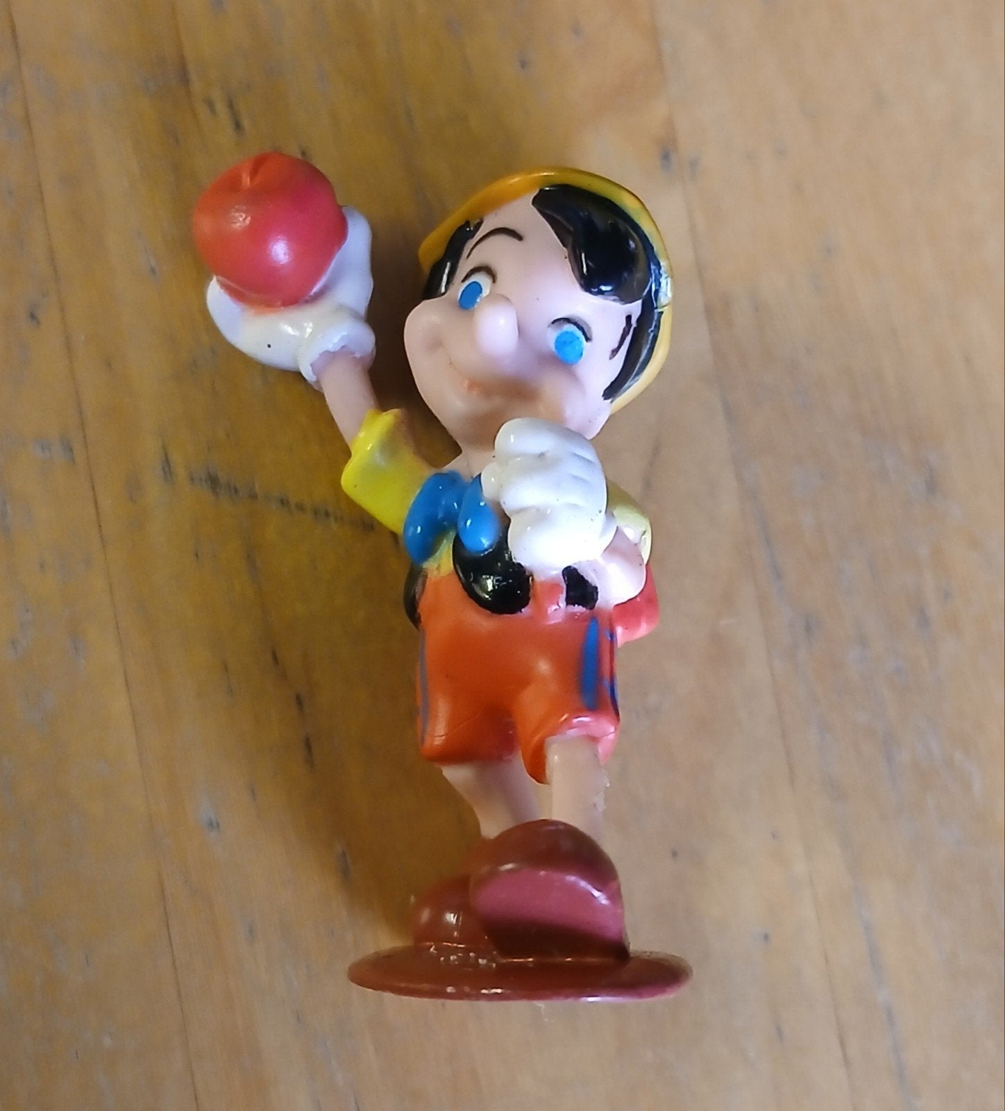 Pinokkio Figuur met Appel - Disney, Ophalen of Verzenden, Gebruikt