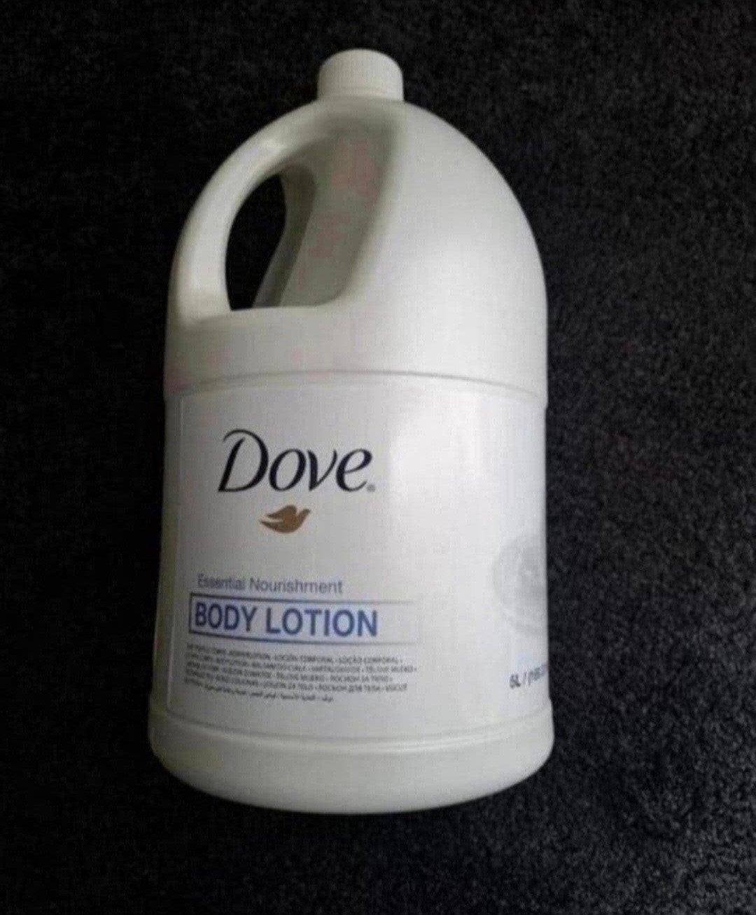 5 liter ! Dove Essential Nourishment Body Lotion (advr 381), Ophalen of Verzenden, Nieuw, Bodylotion, Crème of Olie