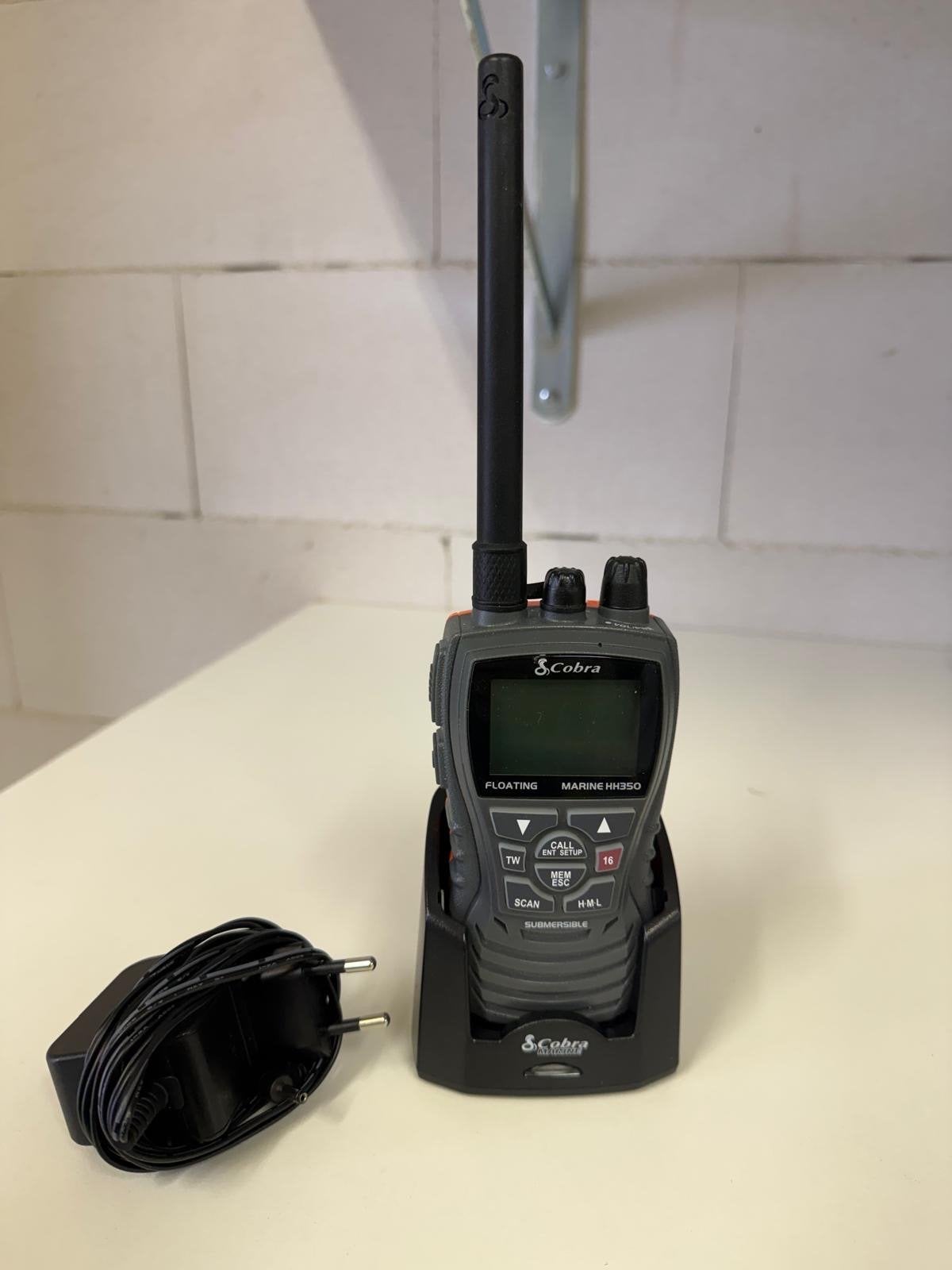 Cobra Marine HH350 Floating Marifoon - Zo goed als nieuw, Ophalen of Verzenden, Zo goed als nieuw, 5 tot 15 km, Portofoon of Walkie-talkie